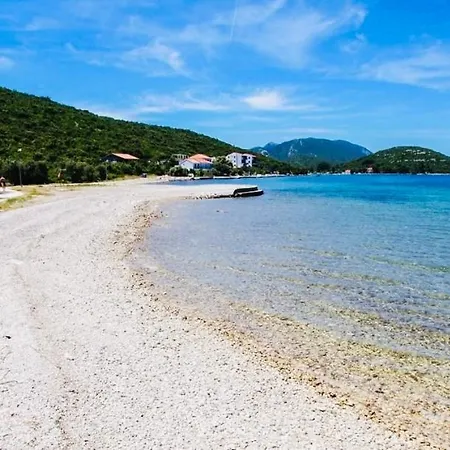 Luna Peljesac * Dubrava