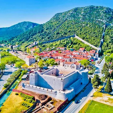 Luna Peljesac Dubrava