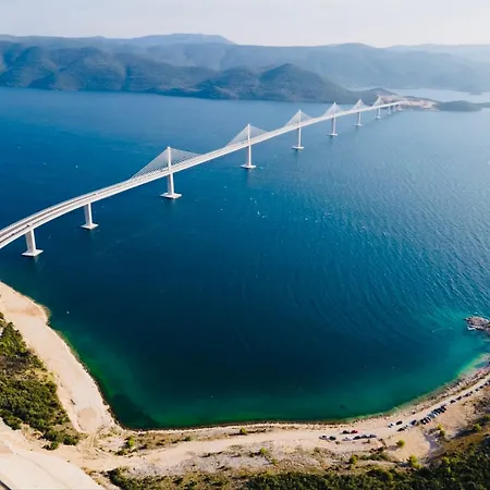 Luna Peljesac Dubrava
